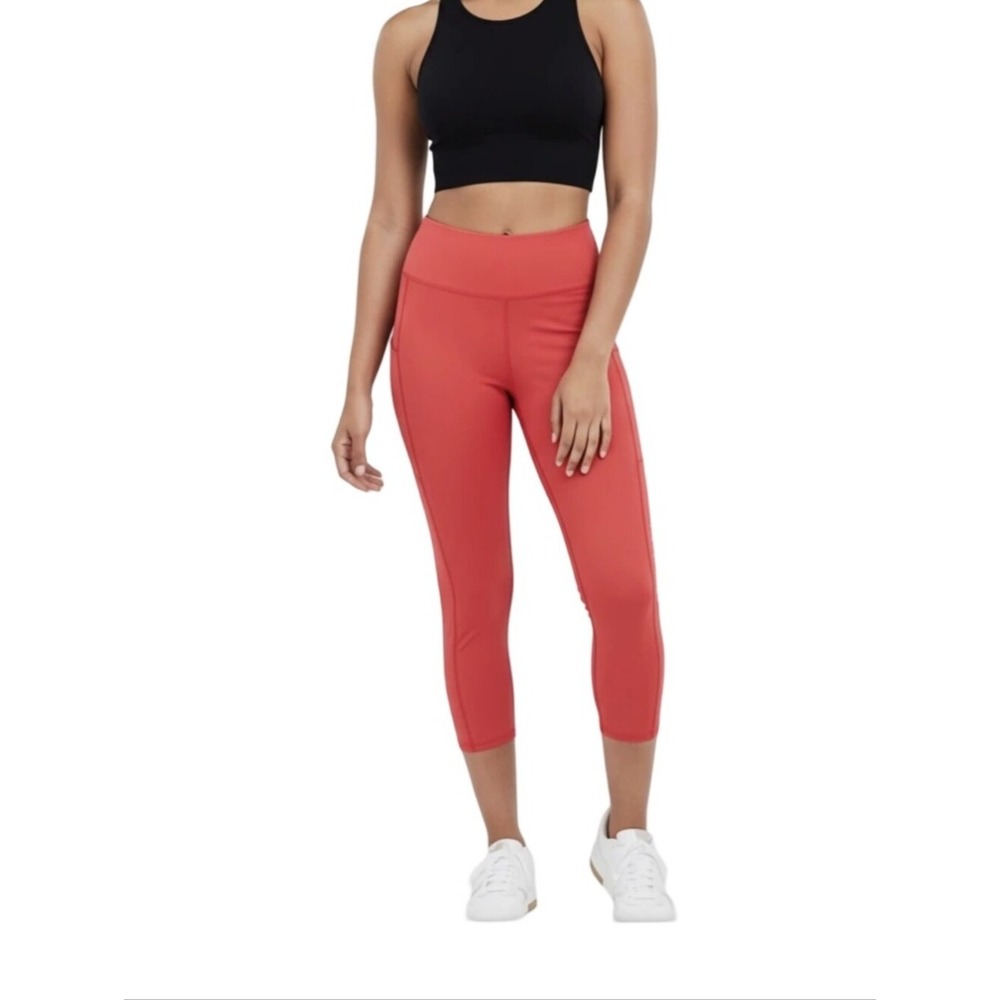 Livi Active Women Plus Size 18/20 Coral Red Cropped Leggings with Pockets Capris